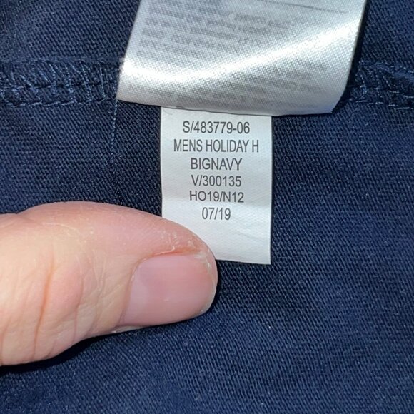 NWOT Old Navy Christmas’s Holiday Dad Shirt - Picture 6 of 6